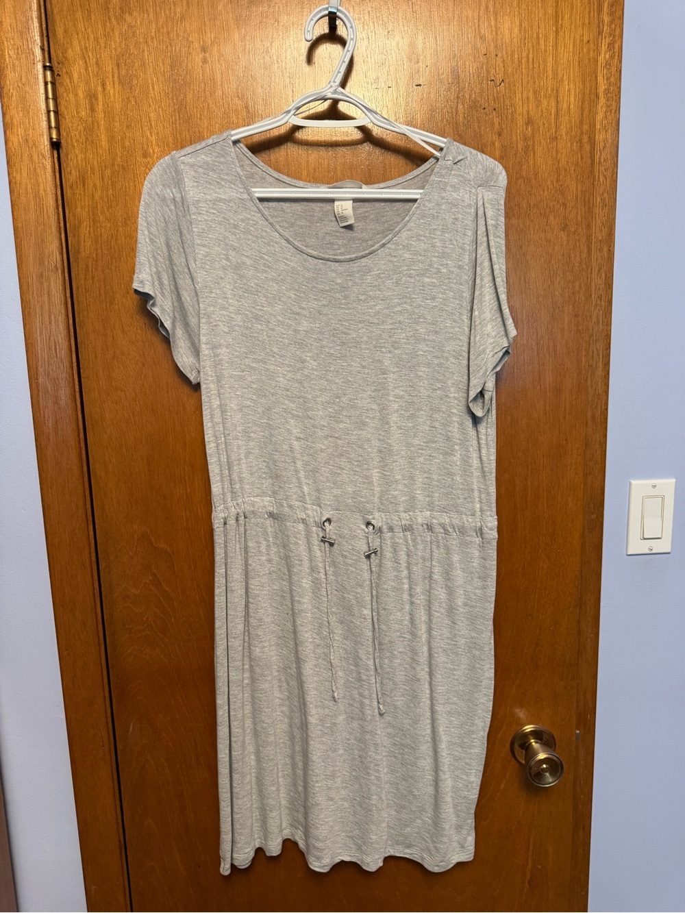 H&M Light Gray Short Sleeve Drawstring Waist Mini Dress